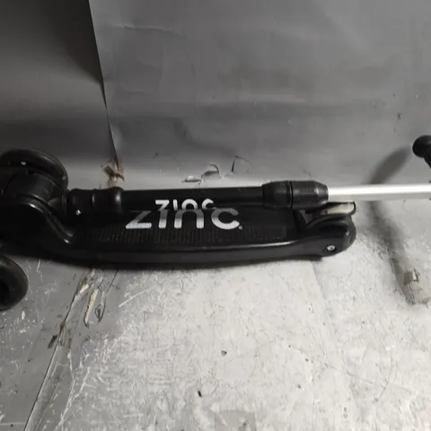 ZINC FOLDABLE THREE WHEELED SCOOTER - COLLECTION ONLY 