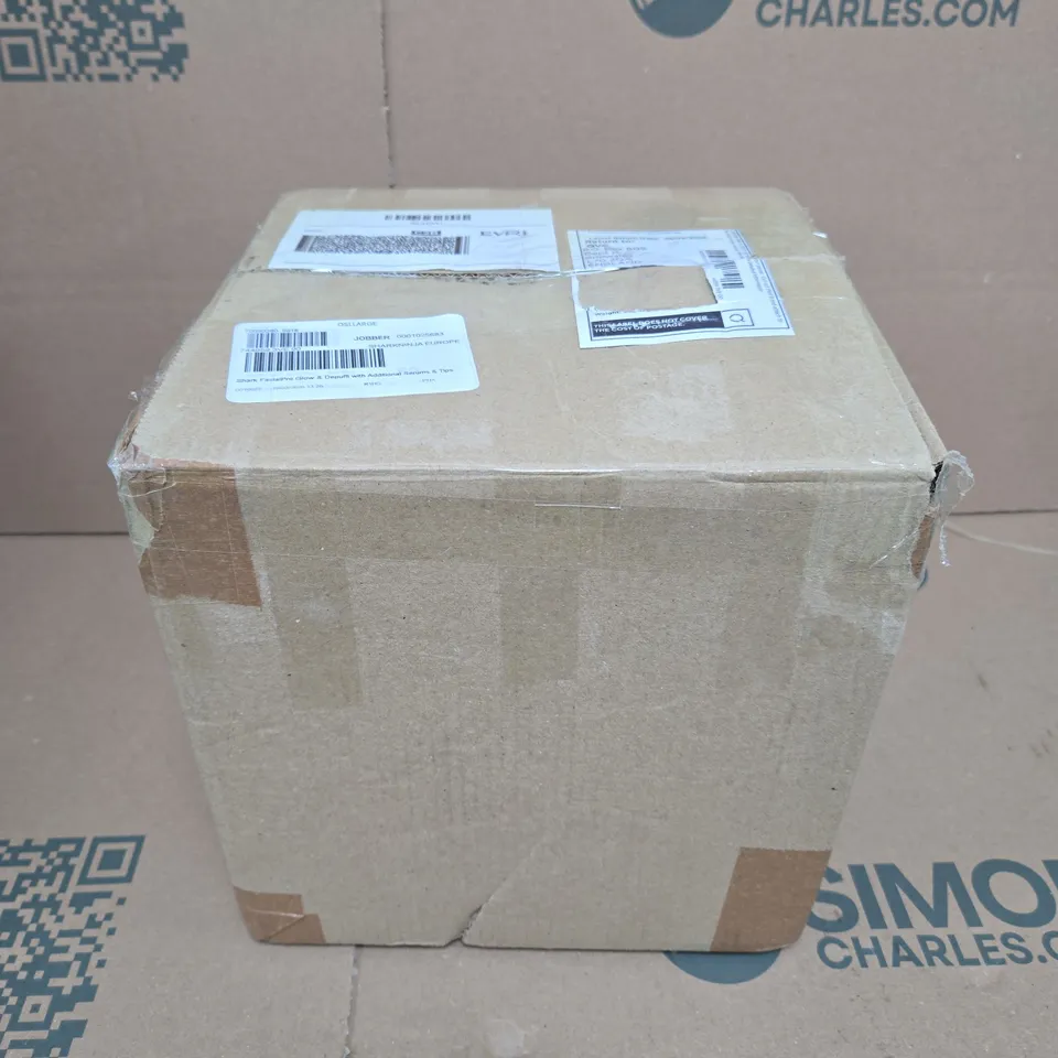 SHARK FACIALPRO GLOW & DEPUFFI SPA BLUE