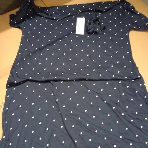 MARKS & SPENCER NAVY POLKA DOT NIGHTIE - SIZE 14