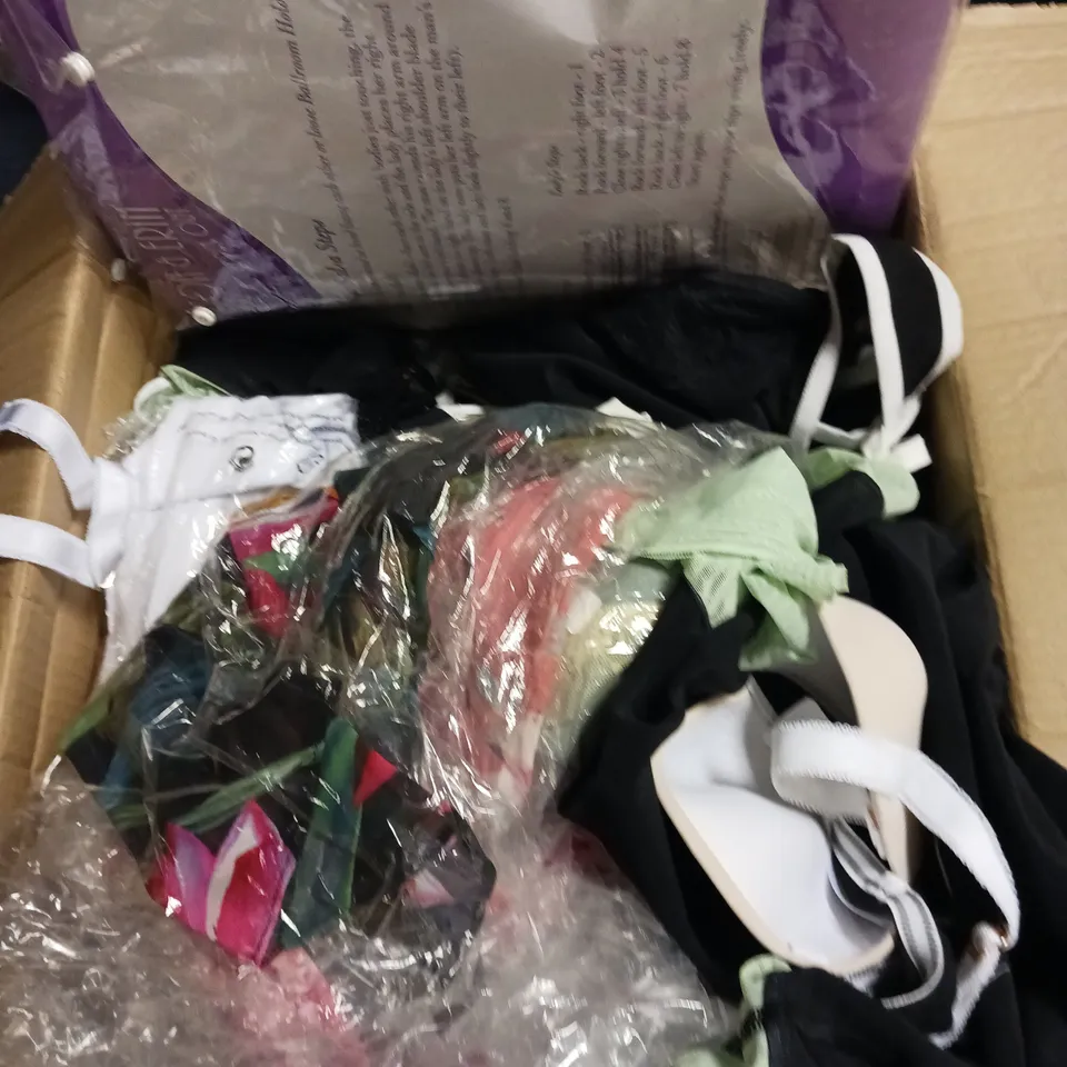 APPROXIMATELY 40 ASSORTED WOMENS COSTUME & CLOTHING PRODUCTS IN VARIOUS STYLES & SIZES 