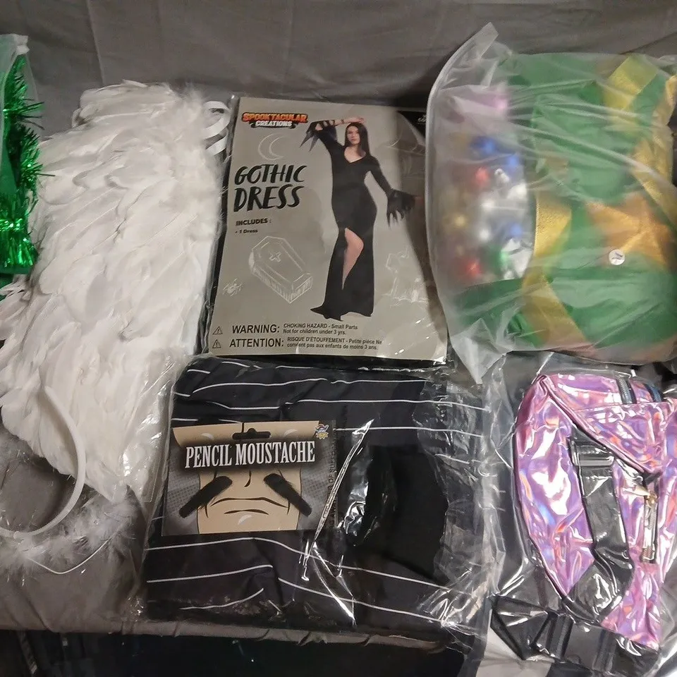 LOT OF APPROXIMATELY 20 ASSORTED FANCY DRESS ITEMS TO INCLUDE GOTHIC DRESS, ELF COSTUMES AND ANGEL WINGS