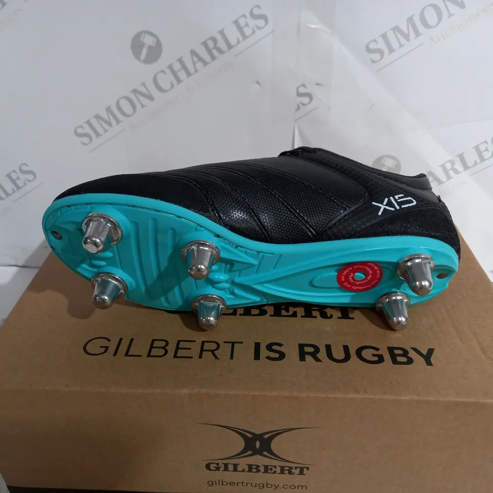 BOXED PAIR OF GILBERT SIDESTEP X15 LO 6 STUD RUGBY BOOTS - SIZE: UK 2 