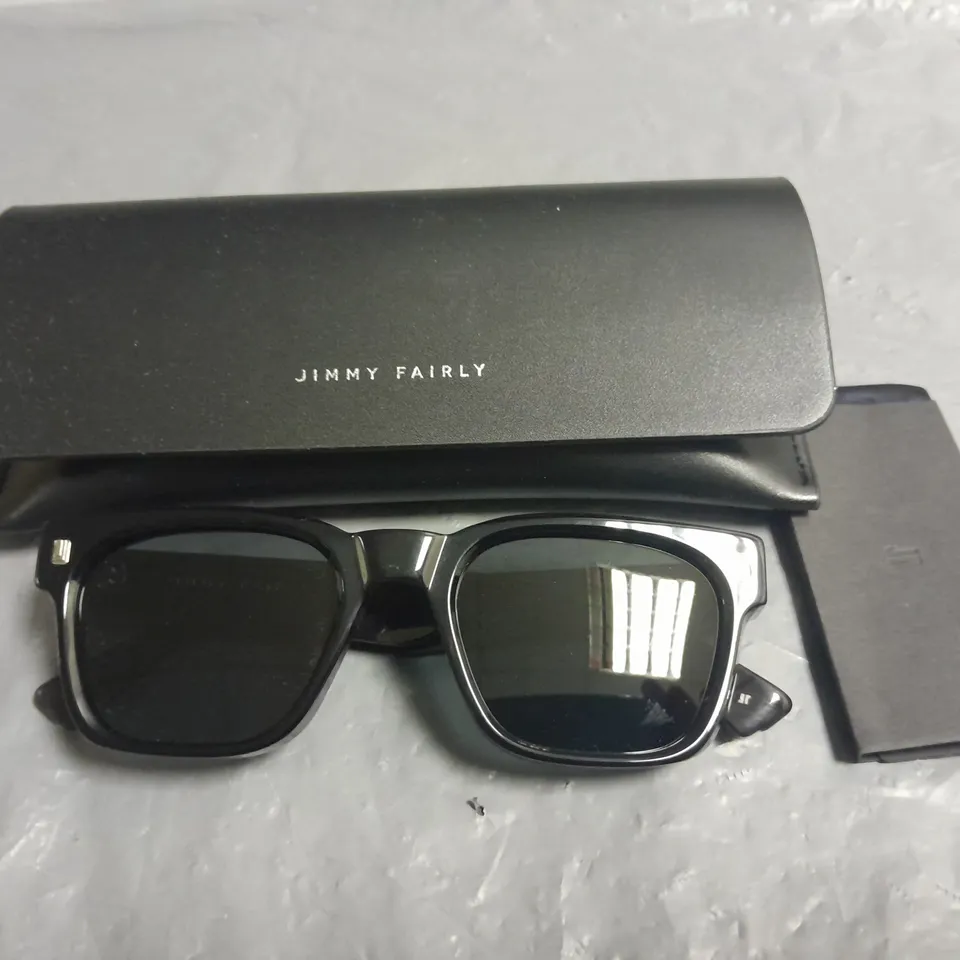 JIMMY FAIRLY GLASSES IN CASE