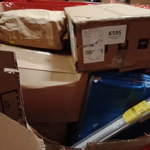 PALLET OF ASSORTED HOUSEHOLD GOODS AND PRODUCTS TO INCLUDE;ROLLED BLINDS,CAT LITTER BOX,ROLLER BLINDS