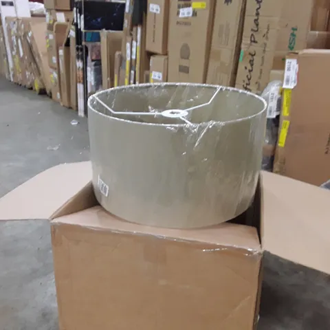 BOXED DRUM LAMPSHADE (SCREW ON)