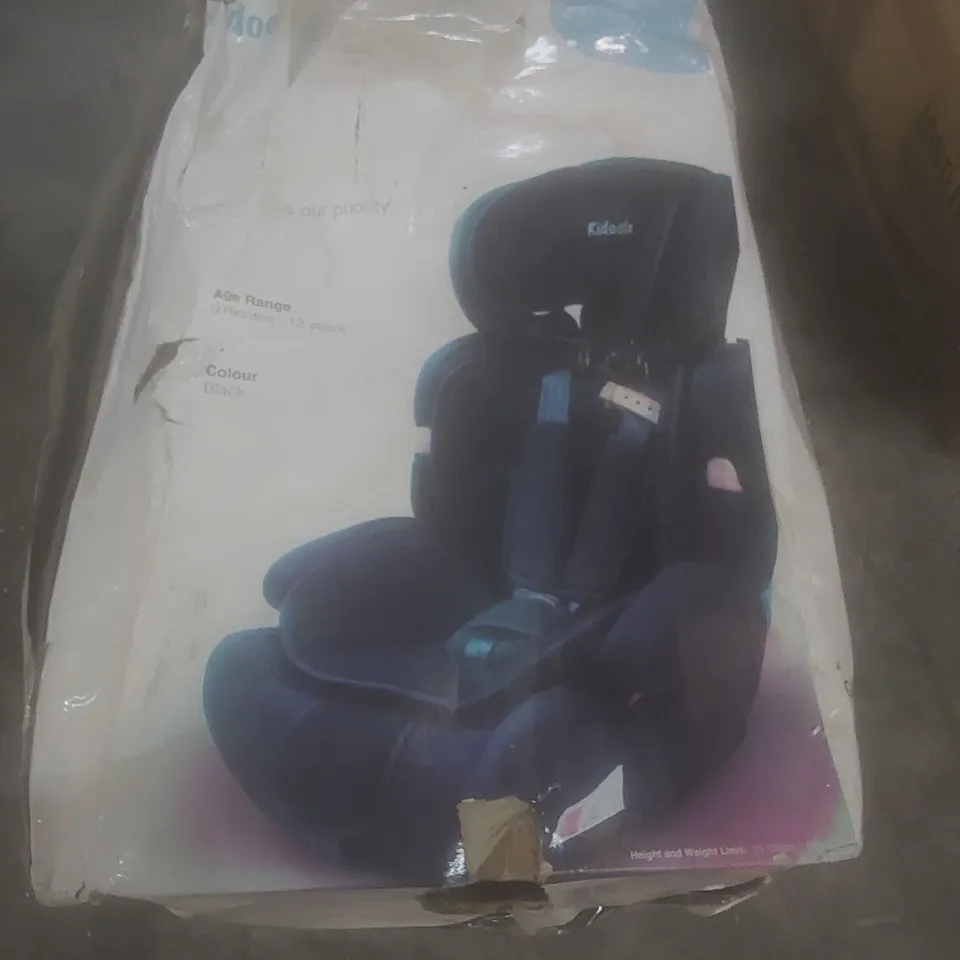 BOXED KIDOOLA CAR SEAT - BLACK