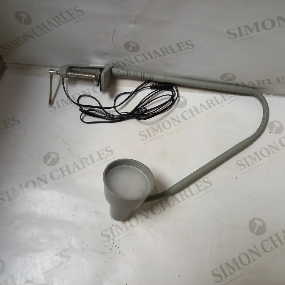 BOXED ZADIE INTEGRATED LED CLIP LIGHT