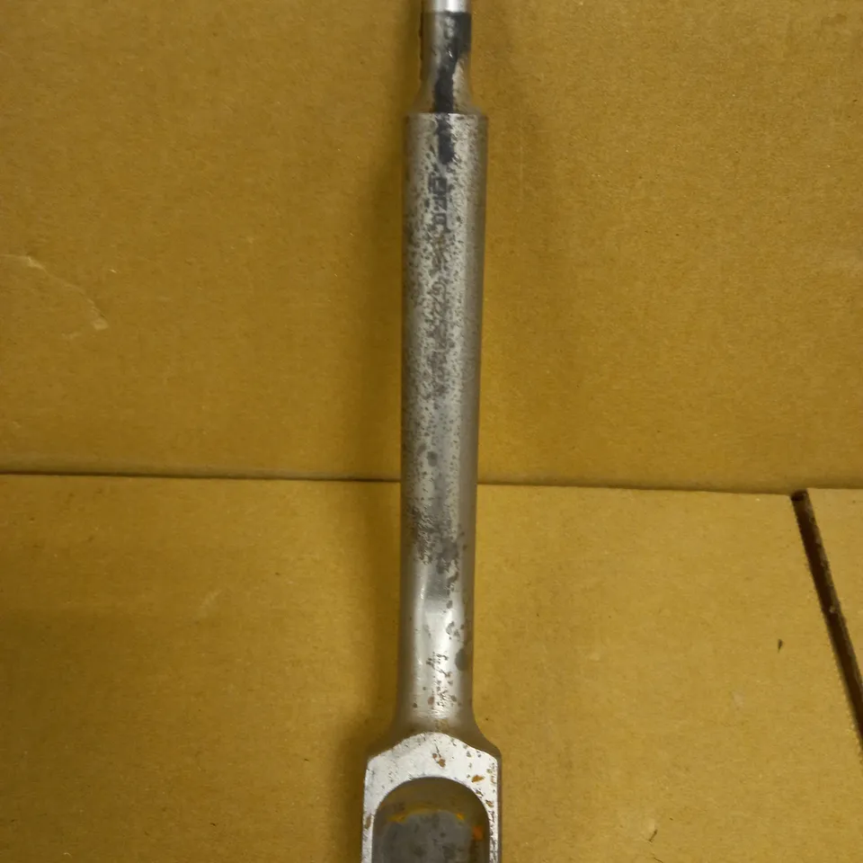 ARMEG G225B4CC30 30MM CHANNELLING CHISEL