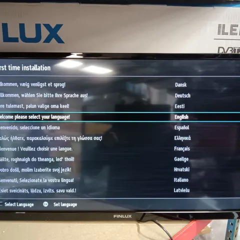 BOXED FINLUX 32-FHD-4220 32" HD READY LED TV FREEVIEW HD USB RECORD BLACK