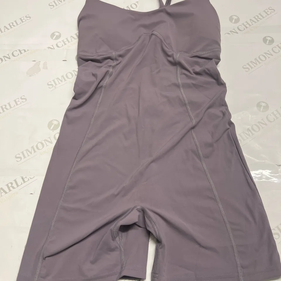 GYMSHARK CROSSBACK PLAYSUIT IN LILAC SIZE M
