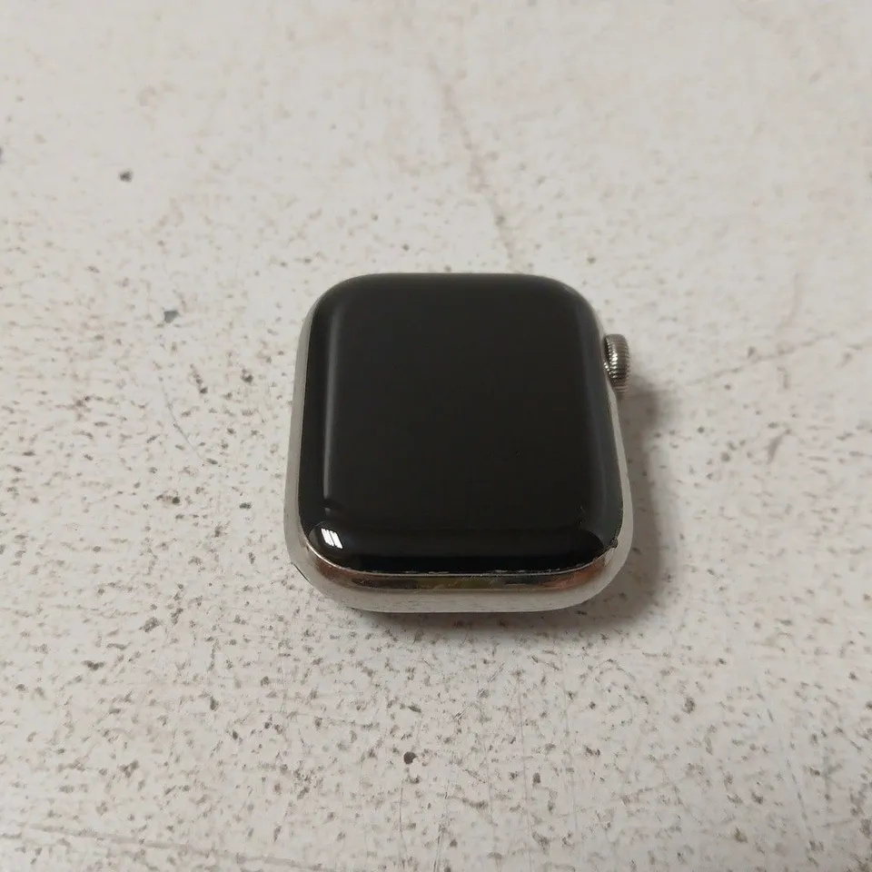 APPLE WATCH SERIES 7 41MM CELLULAR ALUMINIUM SILVER