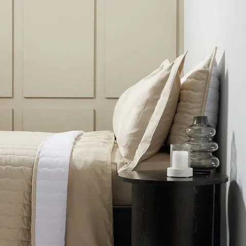 K BY KELLY HOPPEN 7 PIECE BEDDING COLLECTION INC BEDSPREAD AND SHAMS - LATTE - SUPER KING