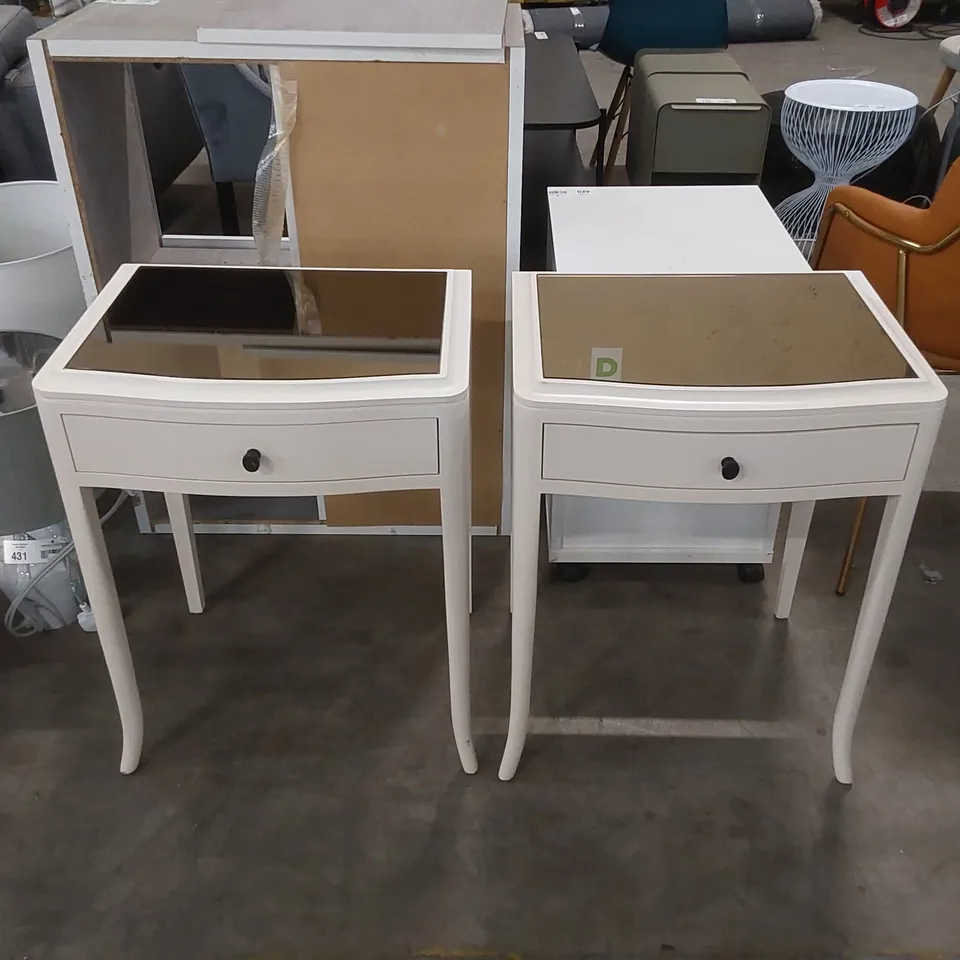 SET OF 2 NIGHTSTANDS WITH REFLECTIVE TOP