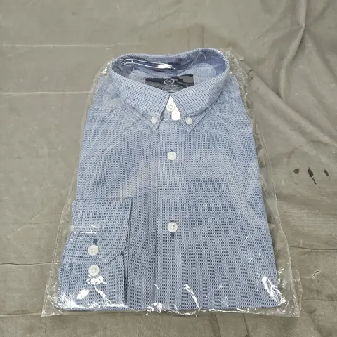 ROYAL TAG CLASSIC FIT BUSINESS CASUAL SHIRT IN NAVY MIX SIZE 15.5