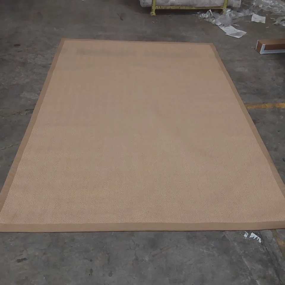 QUALITY DESIGNER RUG - APPROXIMATELY 288 x 200cm