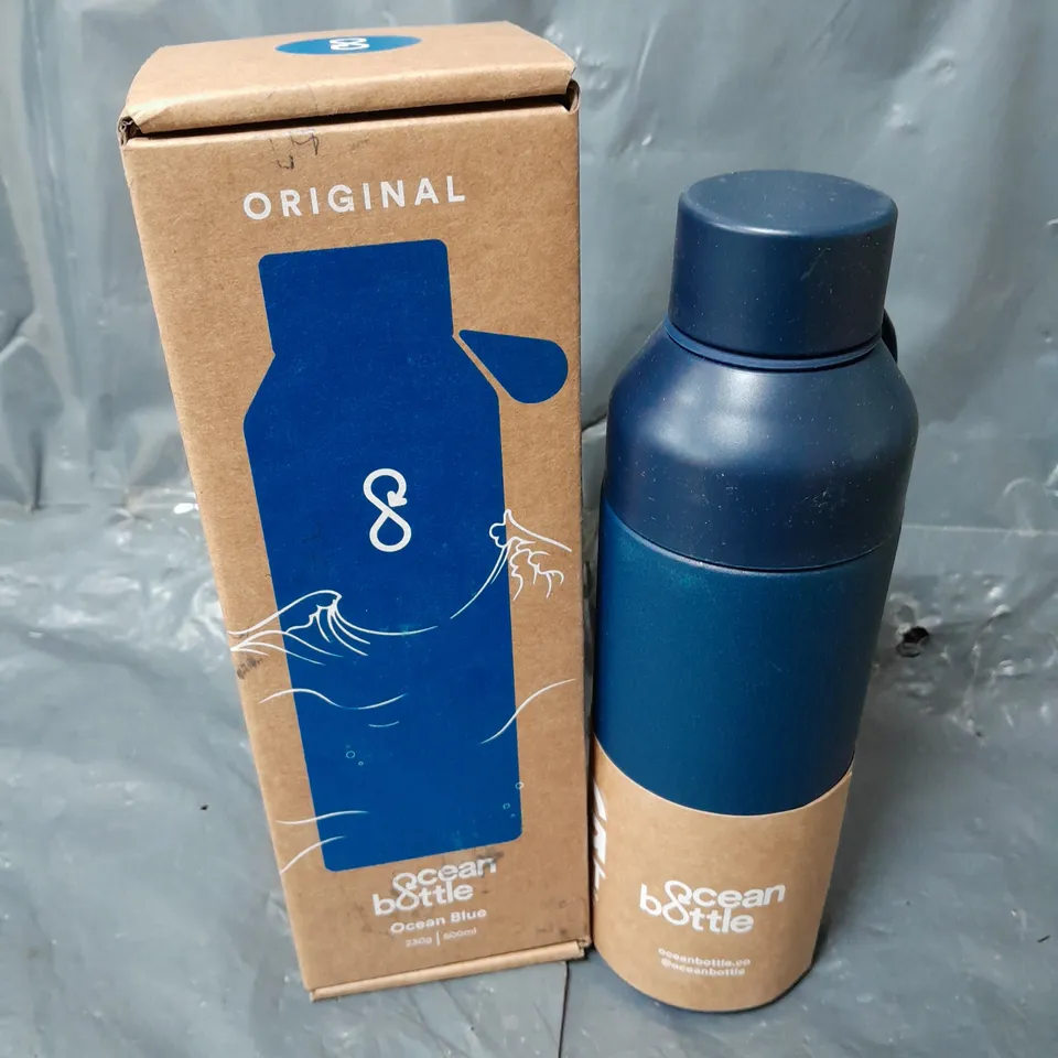 BOXED OCEAN BOTTLE 500ml IN OCEAN BLUE