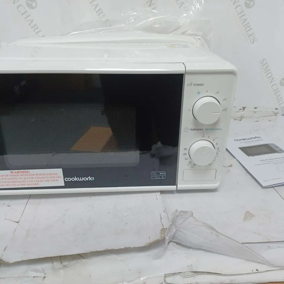 BOXED COOKWEAR 700W WHITE MICROWAVE 