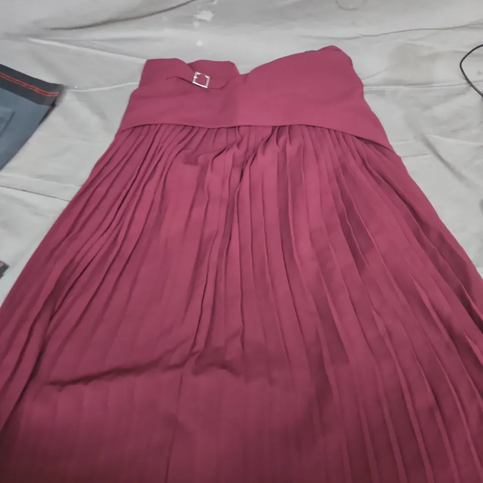 Karen Millen Women’s Pink Pleated Dress – UK 10 (EU 38 / US 6)