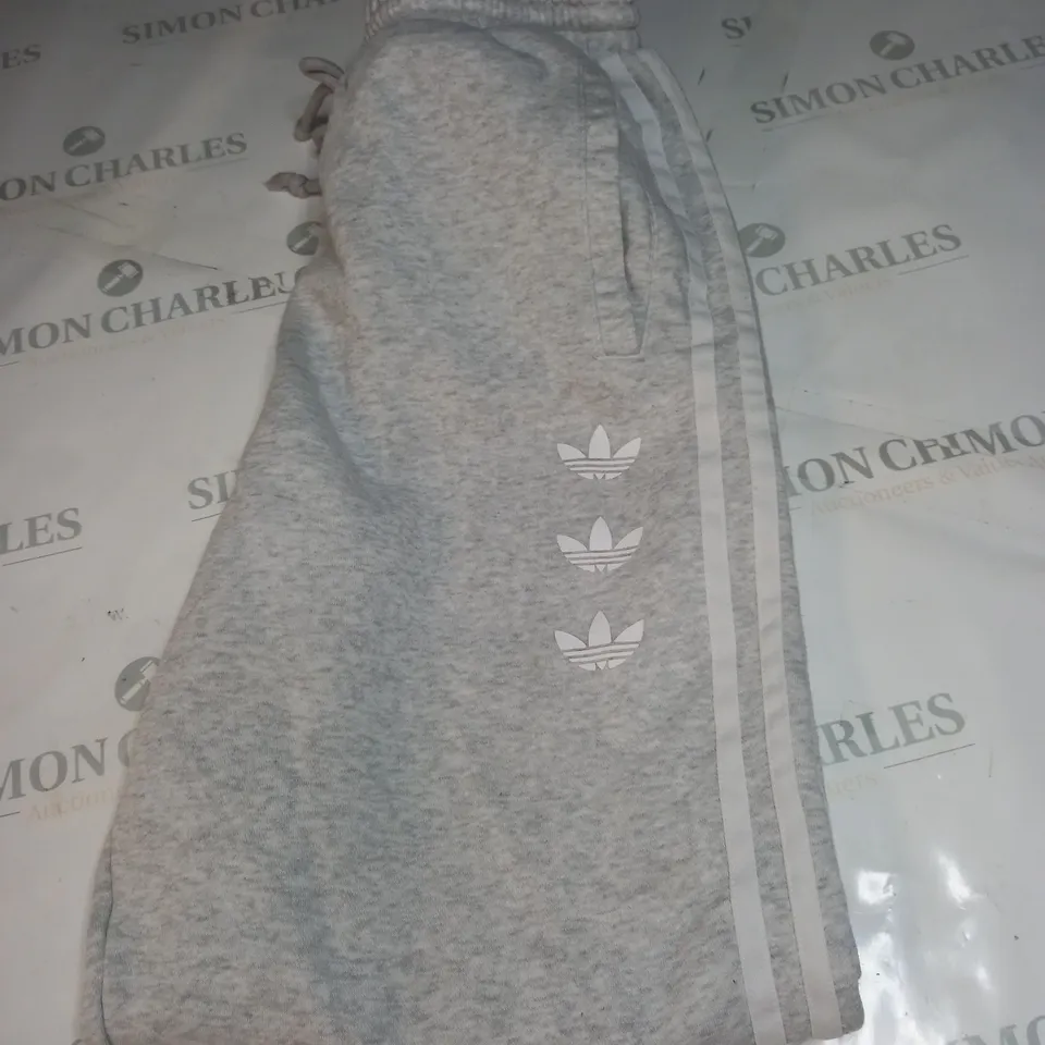ADIDAS ORIGINAL TRACKSUIT BOTTOMS SIZE 10