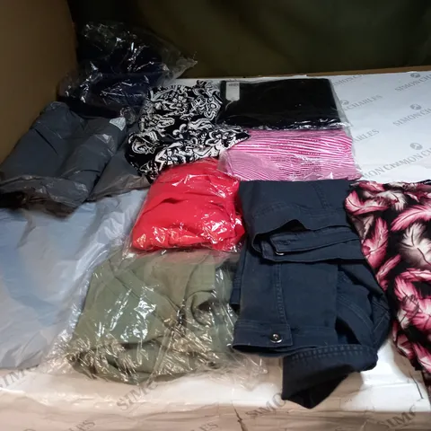BAG OF APPROX 10 ASSORTED CLOTHING ITEMS TO INCLUDE - MAISON DE NIMES - EMELIA