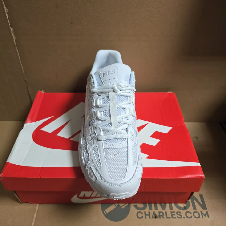 NIKE P-6000 SHOES – WHITE/PLATINUM, UK 9
