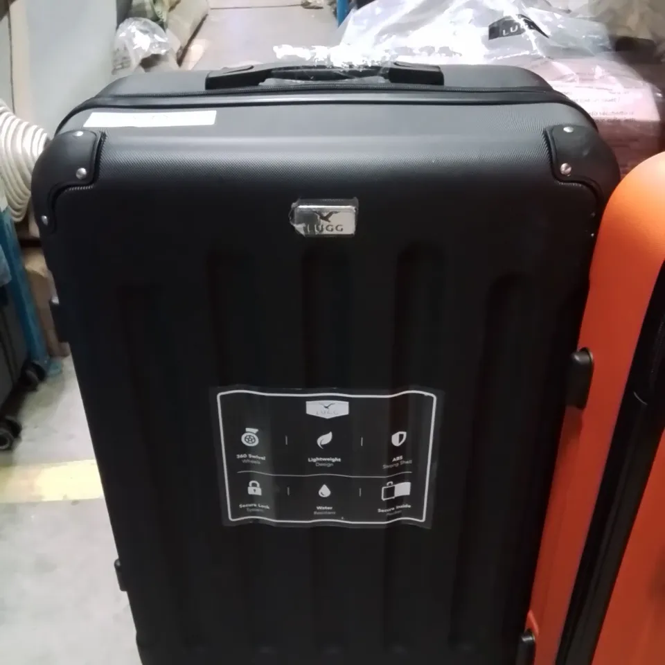 LUGG TRAVEL SUITCASE BLACK