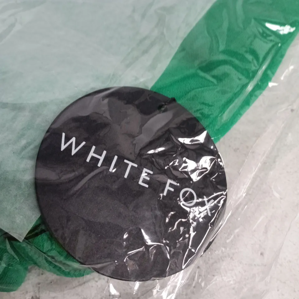 WHITE FOX BOUTIQUE OFFSTAGE LOUNGE SHORTS – GREEN, SIZE M