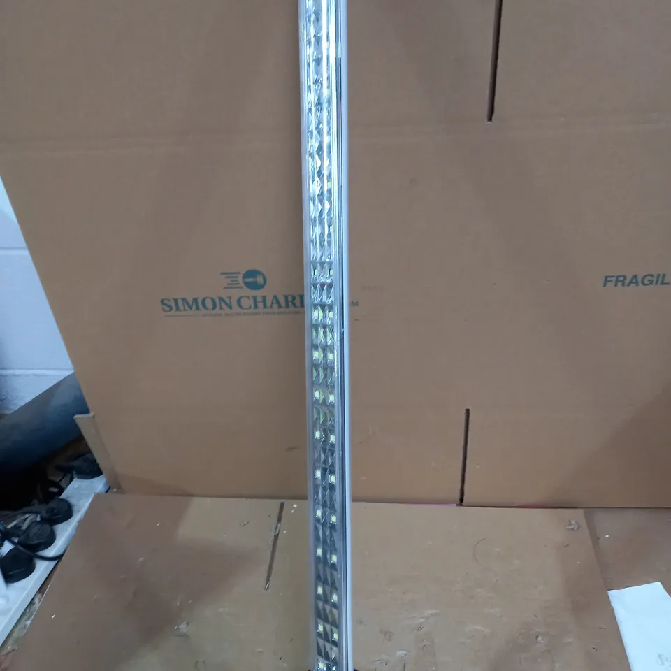 DRAPER TOOLS LTD DRAPER 51328 36 SMD LED RECHARGEABLE UNDERBONNET MAGNETIC INSPECTION LAMP