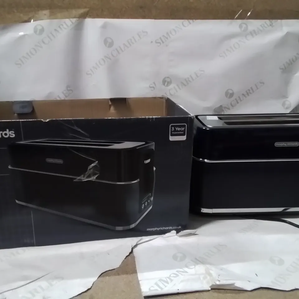 BOXED MORPHY RICHARDS 4 SLICE TOASTER