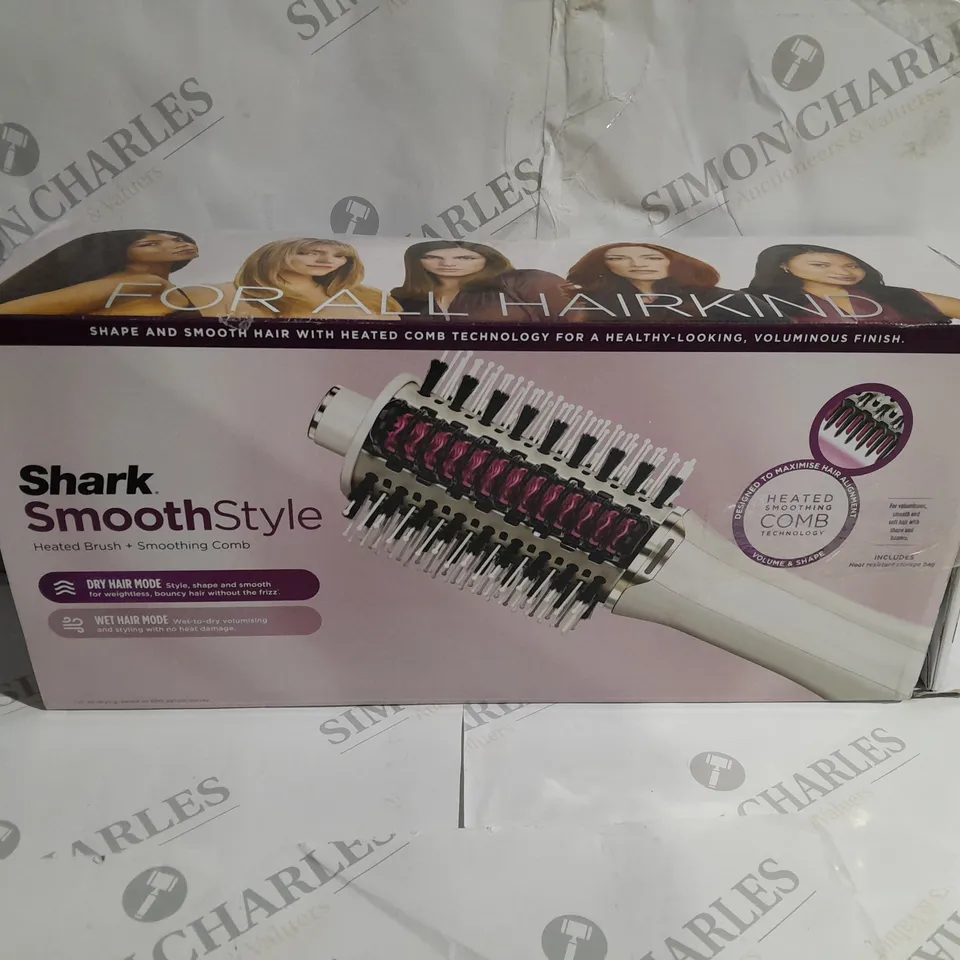 SHARK SMOOTH STYLE HEATED BRUSH AND SMOOTHING COMB