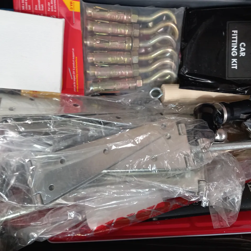 LOT OF APPROXIMATELY 10 ASSORTED HOUSEHOLD ITEMS TO INCLUDE YALE ACCESS MODULE, INPHIC WIRELESS MOUSE, CHARCOAL PENCILS, ETC