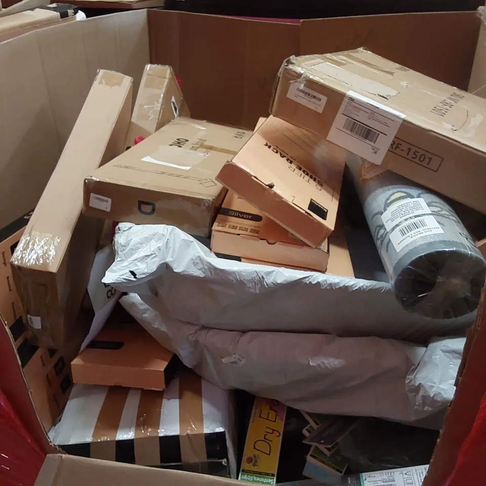 PALLET OF ASSORTED HOUSEHOLD GOODS AND PRODUCTS TO INCLUDE; KEPLIN SHOE RACKS, FOHO VACUUM STANDS, WALL MOUNTED MIRROR, DRY ERASE SENTENCE STRIPS ETC