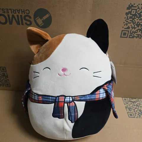 SQUISHMALLOWS PLUSHIE - CAM