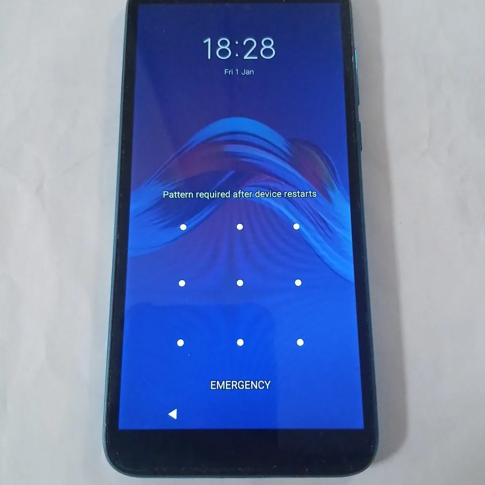 MOTOROLA SMARTPHONE – BLUE