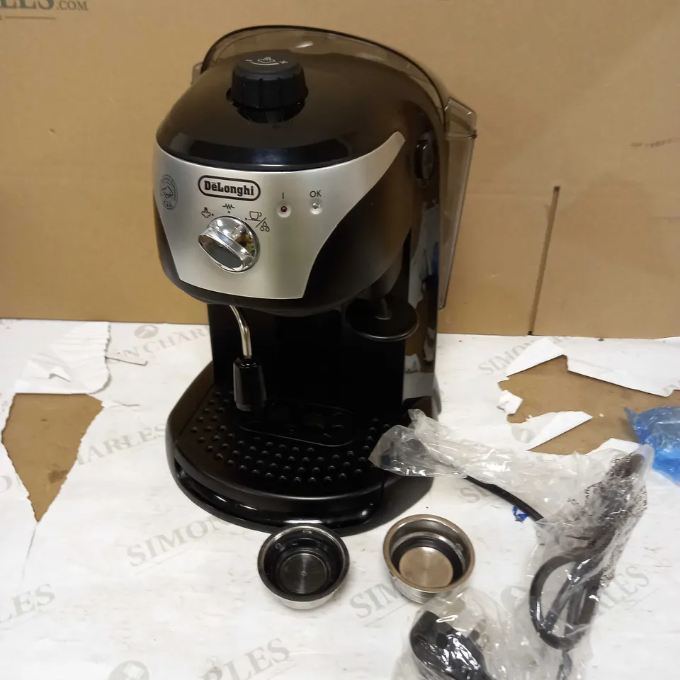 DE'LONGHI TRADITIONAL PUMP ESPRESSO COFFEE MACHINE