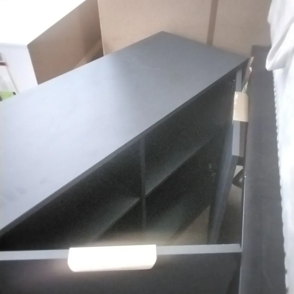 BLACK SUIRE TV STAND FOR TVS UP TO 60" 