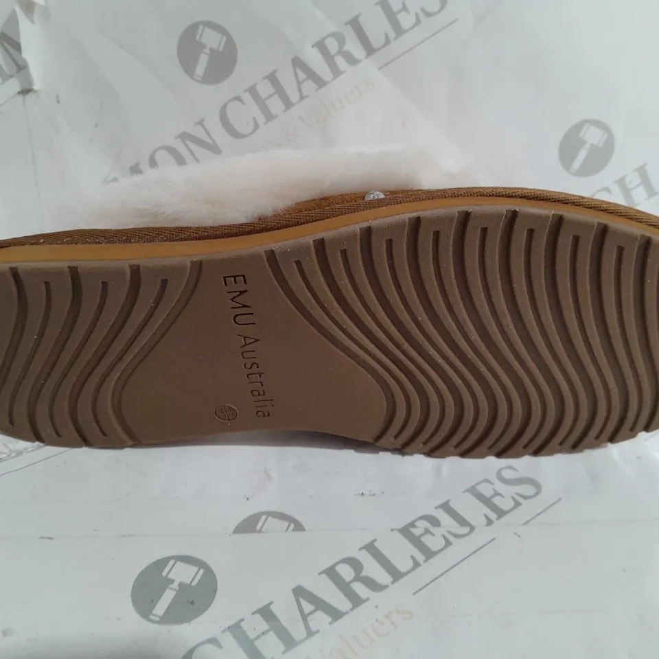 EMU AUSTRALIA SLIPPER CHESTNUT SIZE 6