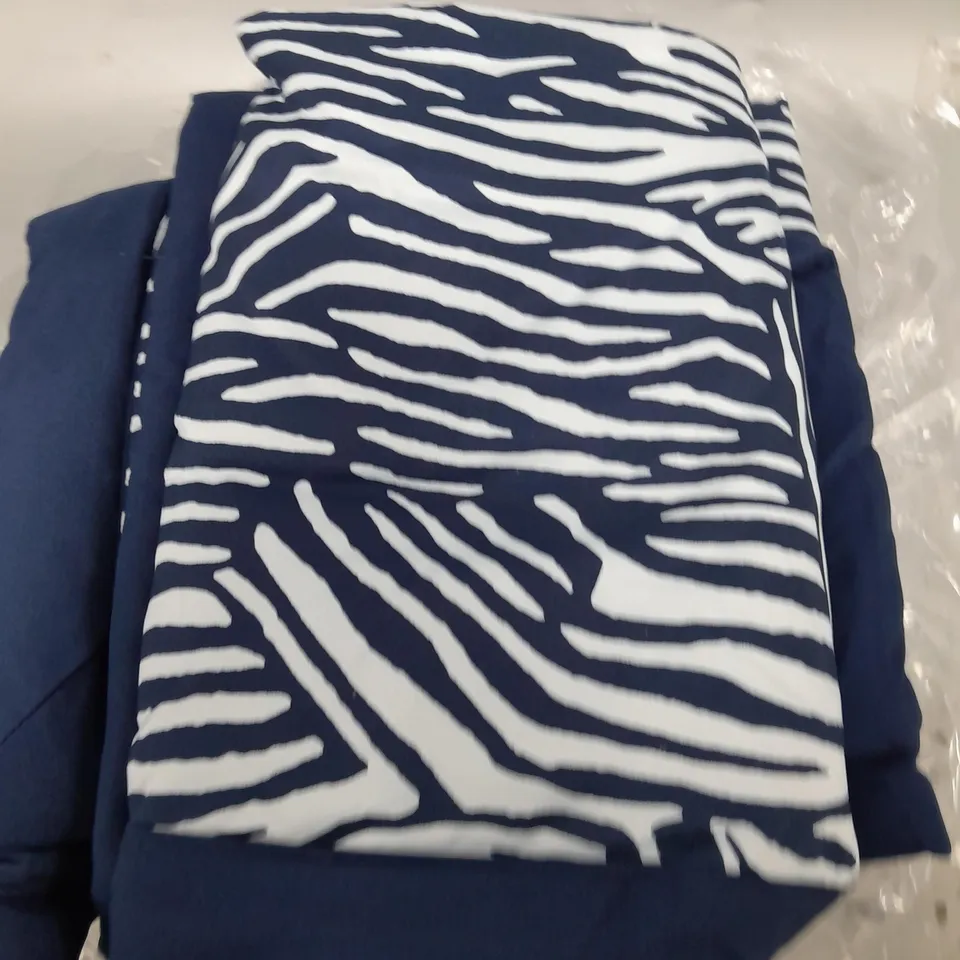 COZEE HOME ABSTRACT ANIMAL PRINT SET OF 2 SHAMS