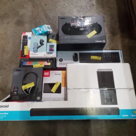 PALLET CONTAINING ASSORTED ELECTRICAL PRODUCTS INCLUDING POLAROID 120W SOUNDBAR, GAMING HEADSET, AERIAL, BLUETOOTH CD BOOMBOX, LONG ARM PHONE HOLDER & LIGHT BAR