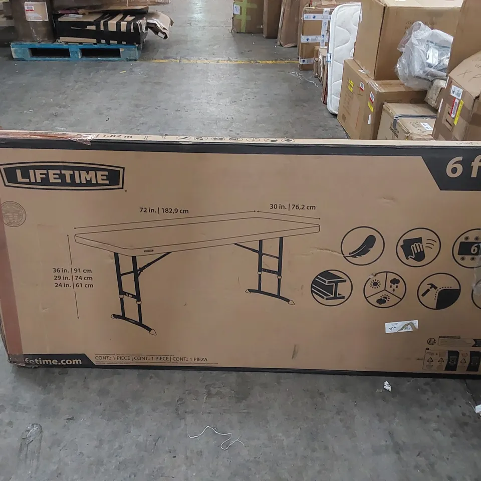 BOXED LIFETIME FOLDOUT PLASTIC TOP TABLE (1 BOX)