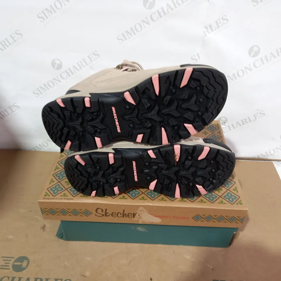 BOXED PAIR OF SKECHERS - SIZE 5