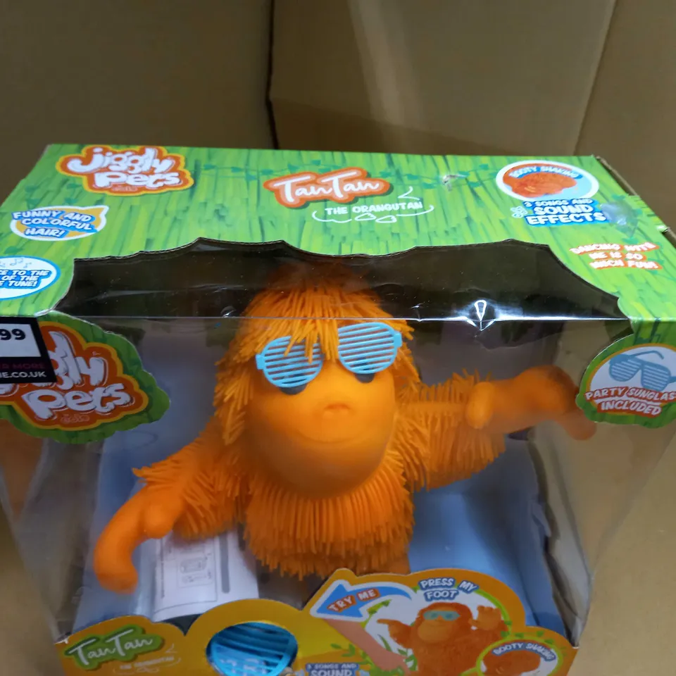 BOXED TAN TAN JIGGLY PETS