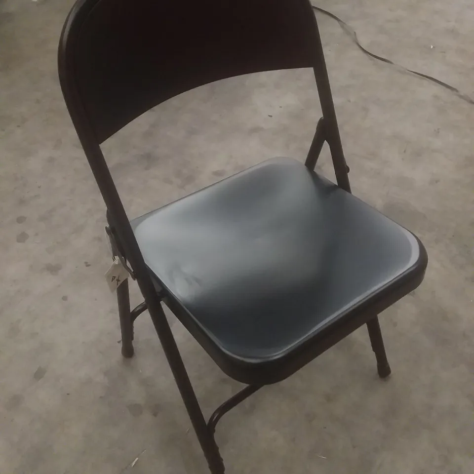 LASANA RETRO METAL FOLDING CHAIR BLACK
