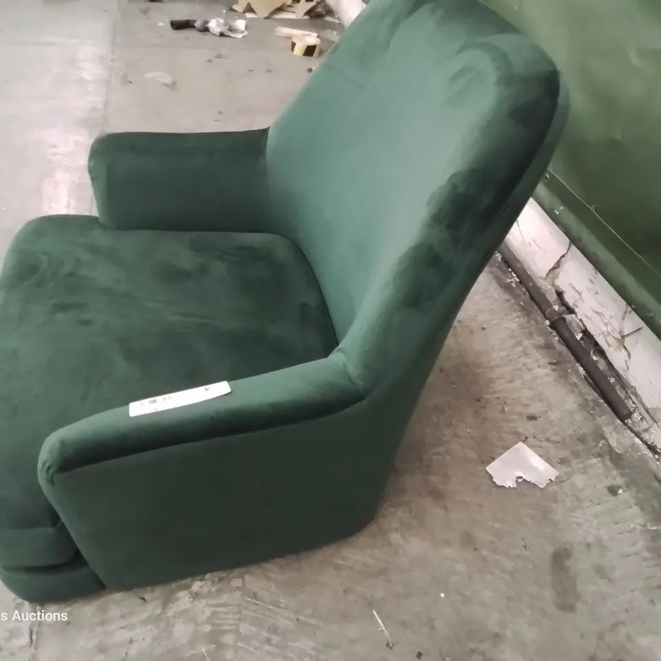 DESIGNER KENVER ACCENT CHAIR GREEN VELVET
