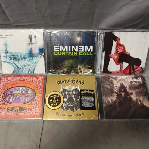 LARGE ASSORTMENT OF CD ALBUMS - VARIOUS ARTISTS TO INCLUDE EMINEM, MOTORHEAD, ETC