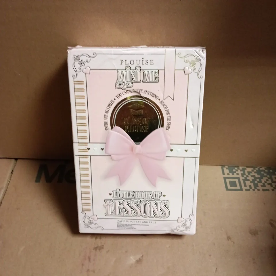 P LOUISE MINI ME THE BOOK OF LESSONS PALETTE FOR EYES & FACE, BOXED