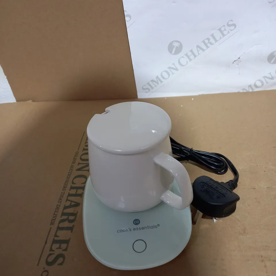 PLUG IN DRINK WARMER COLOUR: WHITE