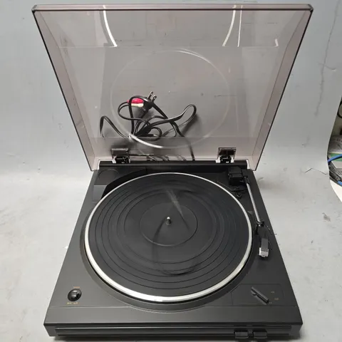DENON TURNTABLE DP-29F 