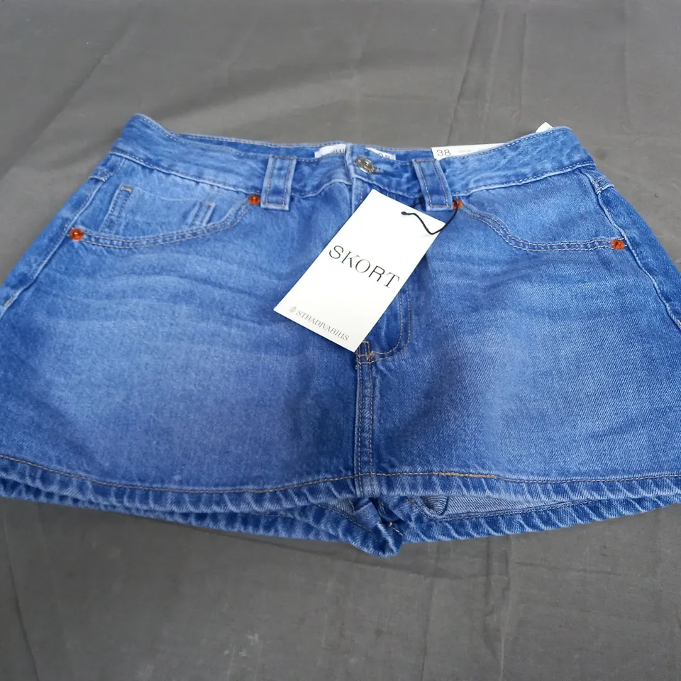 STRADIVARIUS SKORT IN DENIM BLUE - UK 10