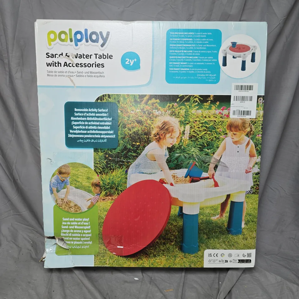 CHILDREN'S OUTDOOR GARDEN PLAYSET – BOXED